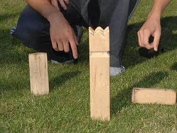 Symbolbild Kubb Foto: Ronald Rinklef