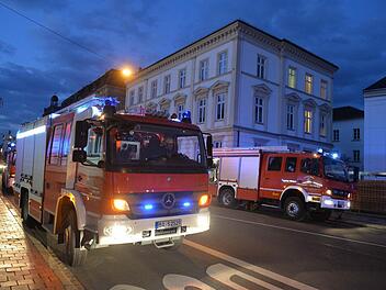 Am Montagabend war die Feuerwehr zu einem Zimmerbrand in Bamberg gerufen worden. Foto: Ronald Rinklef