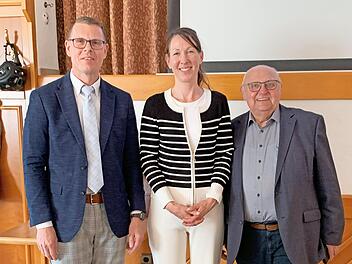 Marco Sch&auml;fer und Antje Rink zusammen mit dem Vorsitzenden der CSU Senioren-Union Siegfried Erhard (rechts.