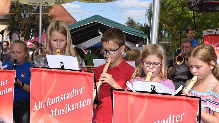 Die Nachwuchsmusiker des Musikvereins von Altenkunstadt hatten ihren gro&szlig;en Auftritt.