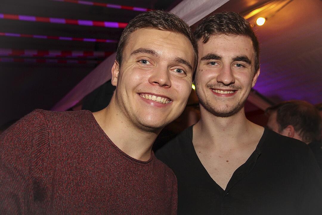 Party und Tanz in der Dreifachhalle