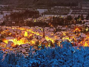 Dieses Winter-Foto von Andreas Weisel ziert den Ebermannstadter Adventskalender 2018.  Foto: Andreas Weisel