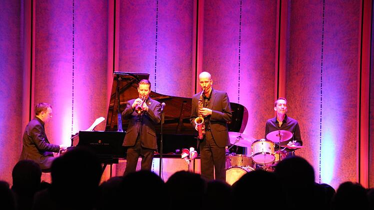 Eindrücke vom Konzert der Echoes of Swing. Foto: Ralf Ruppert