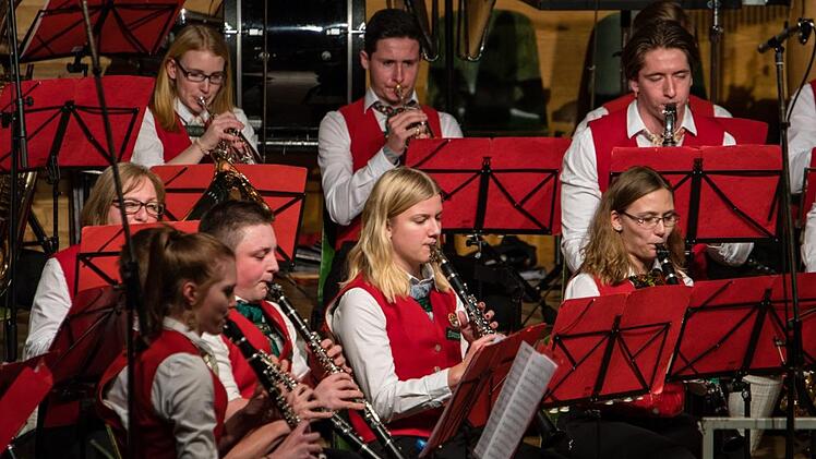 Impressionen vom Weihnachtskonzert in der Franz-Goebel-Halle in RödentalFoto: Vincent Kaibarta