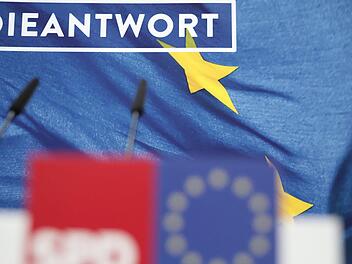 Wie mag sie aussehen, die Antwort der SPD auf das Wahldebakel? Aus Franken gibt es Forderungen nach Konsequenzen. Foto: Kay Nietfeld/dpa