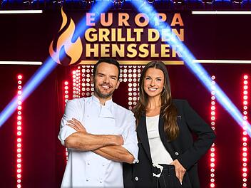 Weiten den kulinarischen Horizont: Steffen Henssler und Modertorin Laura Wontorra.