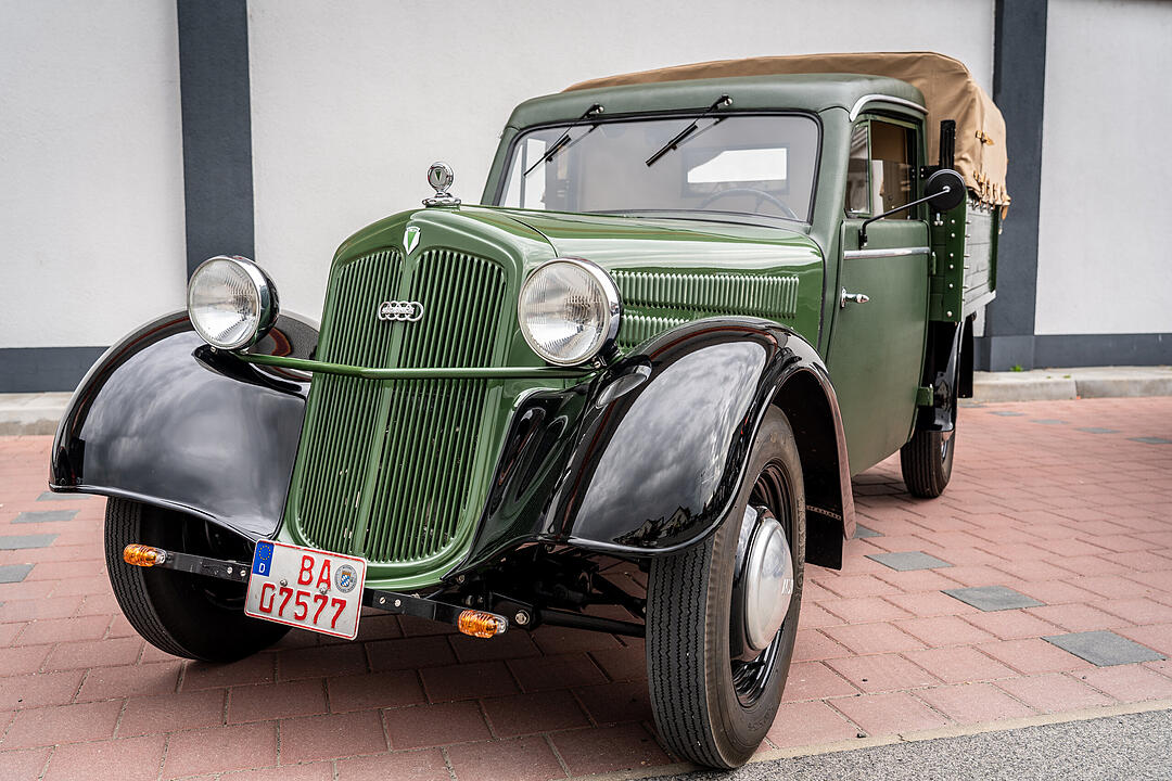 Einzigartige, historische Automobile aus der Vorkriegszeit konnten bewundert werden!
