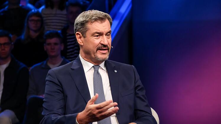 CSU-Parteichef Markus S&ouml;der stellt sich in seiner Heimatstadt N&uuml;rnberg den Fragen der B&uuml;rger.