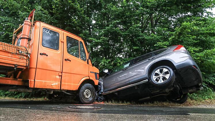 Die Unfallstelle in Trailsdorf Foto: News5/Merzbach