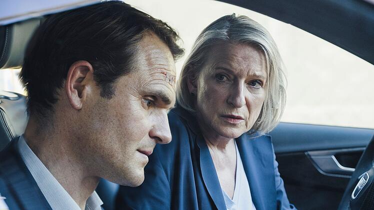 Wohin ist ihr Kollege und guter Freund verschwunden? Kommissarin Paula Ringelhahn (Dagmar Manzel) erkennt Felix Voss (Fabian Hinrichs) kaum noch wieder, seit dieser von der eigenen Vergangenheit eingeholt wurde.