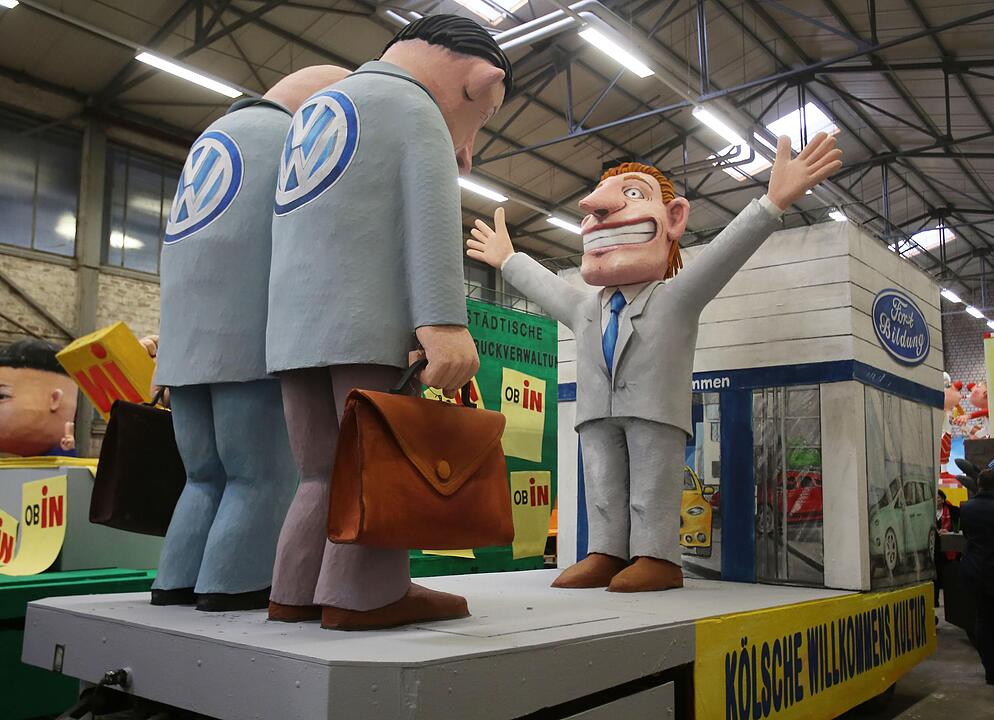 Motivwagen für Kölner Rosenmontagszug