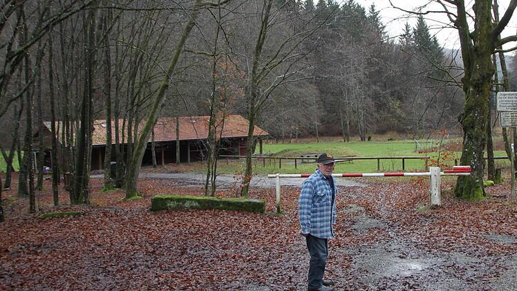 Übrigens, in unmittelbarer Nähe befindet sich ein Jugendzeltplatz. er gehört dem Landkreis Main-Spessart. Foto: Ulrike Müller