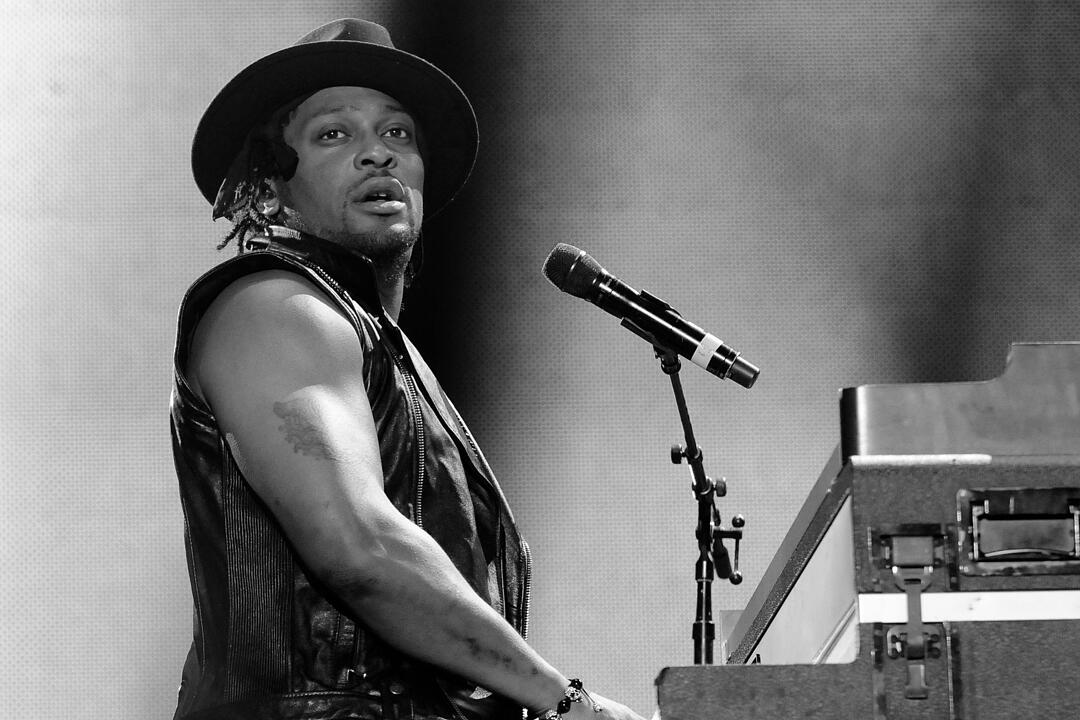D'Angelo: 11. Februar 1974 - 14. Oktober 2025 D'Angelo: 11. Februar 1974 - 14. Oktober 2025