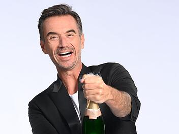 Moderator Florian Silbereisen begleitet das ARD-Publikum auch durch den Jahreswechsel 2025/26.