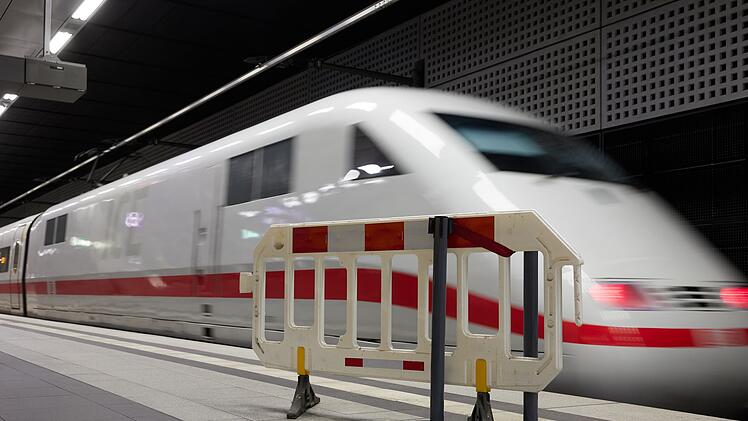 Bahnstrecke zwischen Berlin und Hamburg
