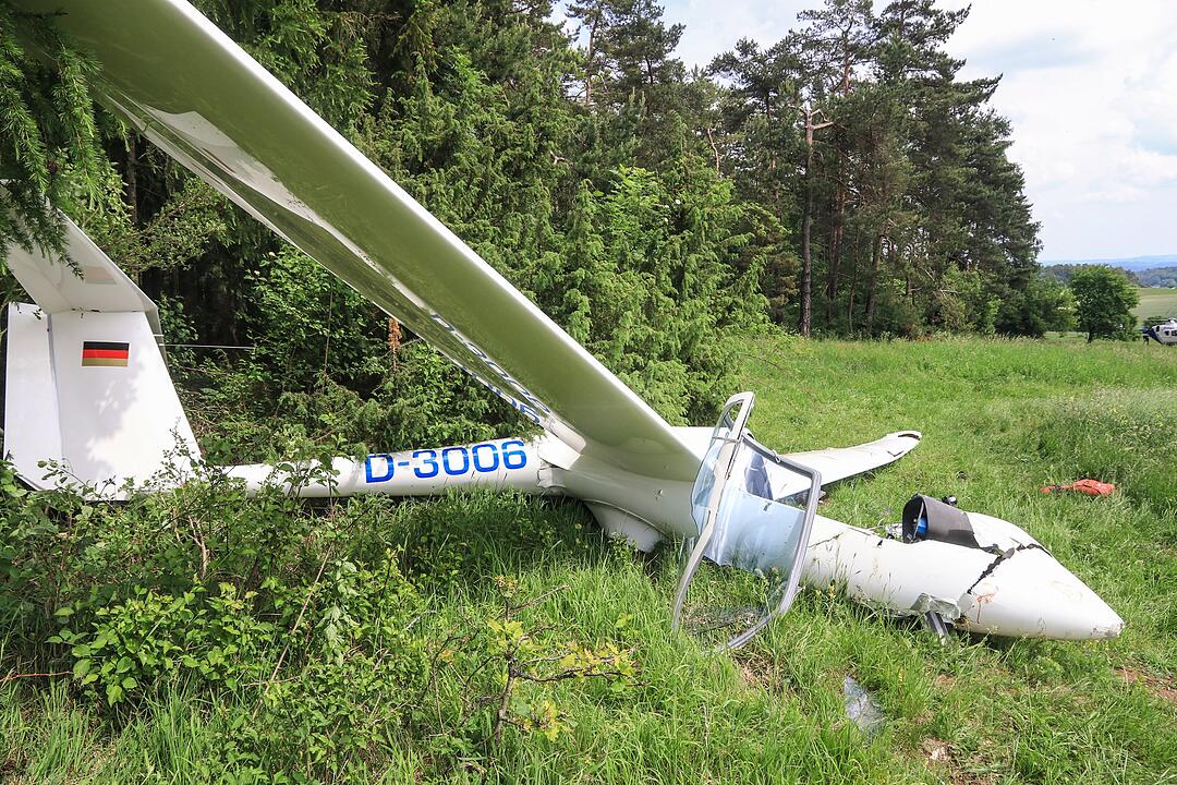 Segelflugzeug in der Fränkischen Schweiz abgestürzt