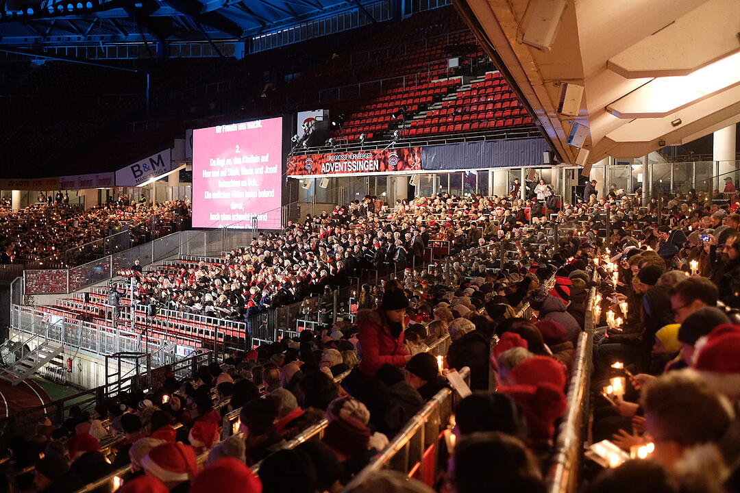 Nürnberg harmonisch vereint zum Adventssingen