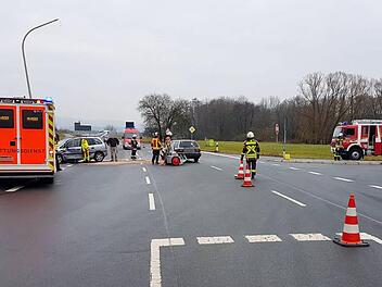 Die Unfallstelle an der Abzweigung nach Brand  Foto: Freiwillige Feuerwehr Brand