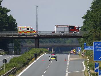 Geruch sorgt f&uuml;r Vollsperrung von A73 in F&uuml;rth