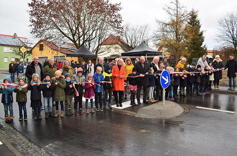 Markt Einersheim: Querungshilfe offiziell eingeweiht - "reibungsloser Bauprozess"