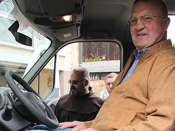 Herbert Mahr aus Strössendorf wird den Bürgerbus fahren.  Fotos: Stephan Stöckel