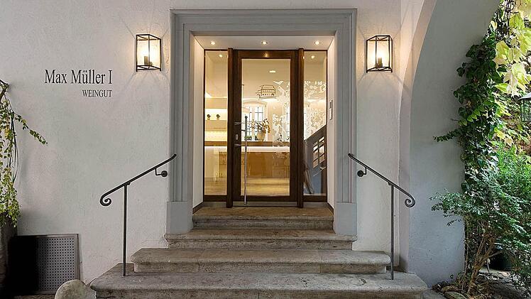 Eingang in die Vinothek.