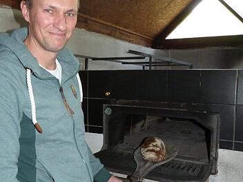 Bäckermeister Frank Bassing  wird am  Aktionstag "Agrotourismus  zwischen Ranga und Weinleite" seine Holzofenbäckerei öffnen.  Foto: Werner Reißaus