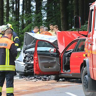 Unfall bei Roßdorf - drei Verletzte
