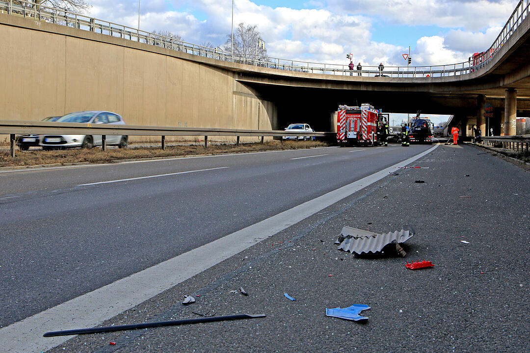 Unfall auf Südwesttangente in Nürnberg-Schweinau