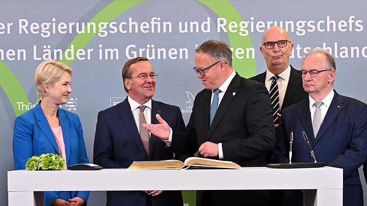 Konferenz der ostdeutschen Regierungschefs