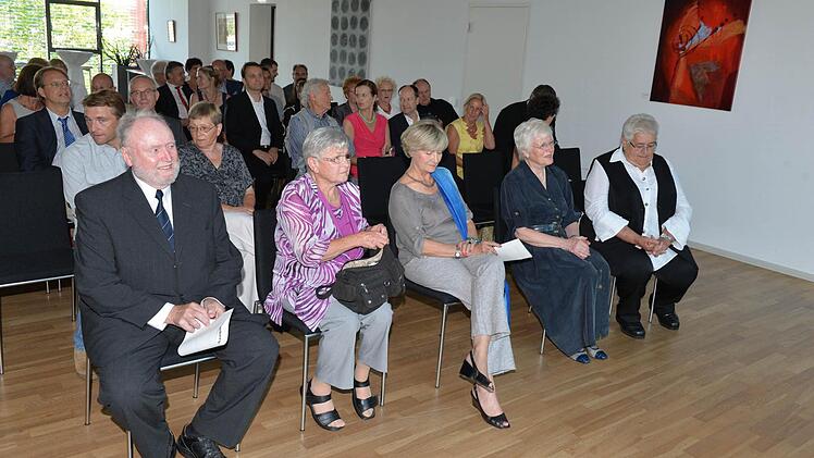 Die zu Ehrenden saßen natürlich in der ersten Reihe. Foto: Ronald Rinklef
