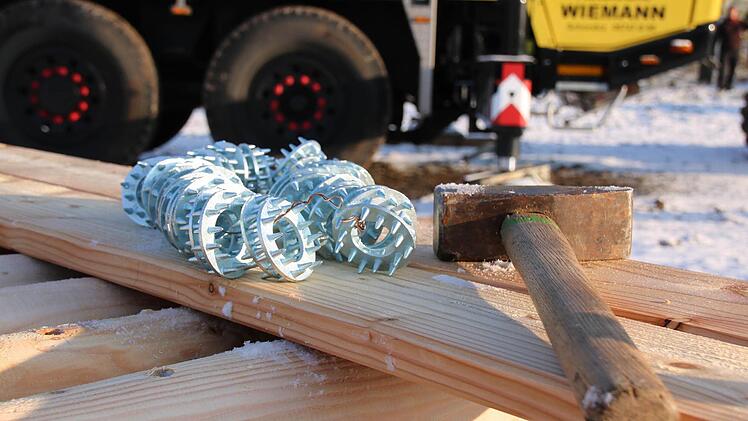 Anfang März wurde der neue Hochseilgarten auf dem Volkersberg errichtet. Foto: Ralf Ruppert