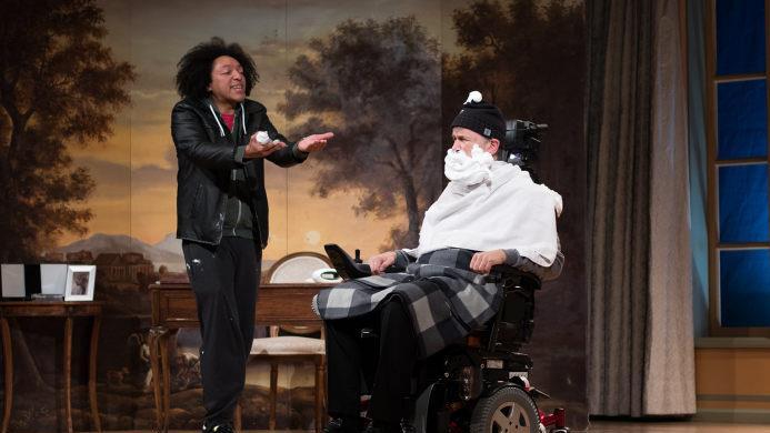 Szene aus dem Stück "Ziemlich beste Freunde"Foto: Mariell Dörrschmidt