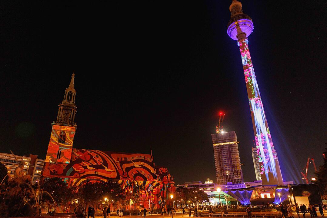 Probeleuchten für das Festival of Lights Berlin
