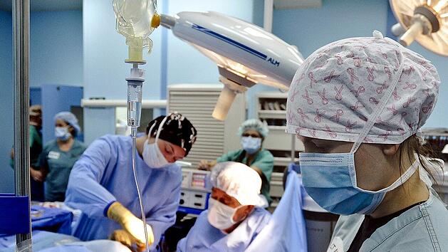 Gibt es Schmerzensgeld nach misslungener Schönheitsoperation?