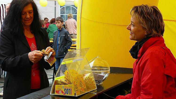 Ob das Los wohl ein Gewinn ist?