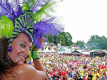 Zum Samba-Festival am zweiten Juli-Wochenende werden auch dieses Jahr wieder 200.000 Besucher in Coburg erwartet. Foto: Archiv