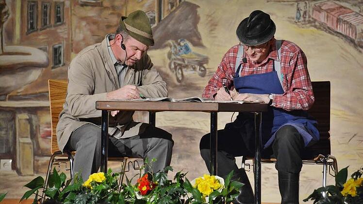 Im vergangenen Jahr begeisterten unter anderem die Kabarettisten Gotthold & Eustach beim ersten Benefiz-Kabarettabend des Vereins für Heimatgeschichte im Grabfeld e.V. Foto: Hanns Friedrich