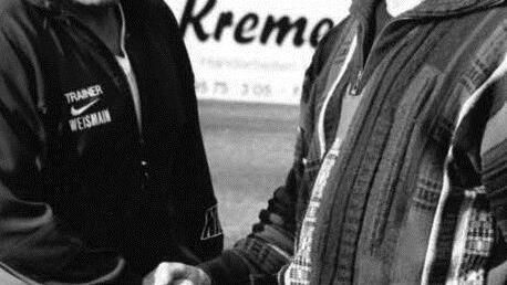 Adi Pinter 1999 mit Manager "Picco" beim SC Weismain.Foto: Werner Reißaus