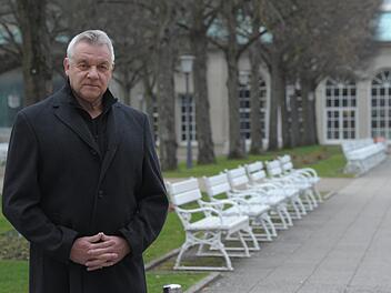 Der 64-jährige pensionierte Finanzbeamte Peter Eggen bewirbt sich für die AfD um das Amt des Bad Kissinger Oberbürgermeisters.  Foto: Siegfried Farkas
