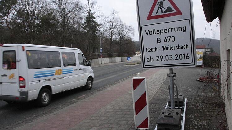 In Weilersbach und Reuth wird die Sperrung angekündigt. Foto: Josef Hofbauer