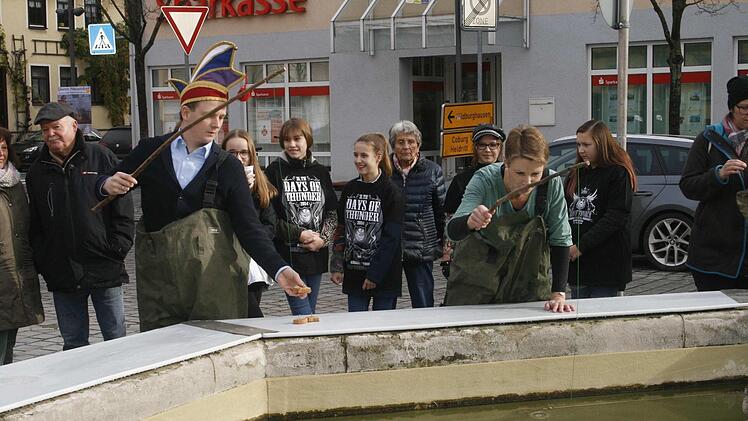 Beim Rathaussturm in Bad Rodach. - Foto: Martin Rebhan