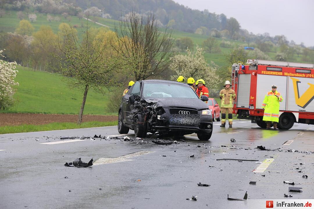 Schwerer Verkehrsunfall auf B470 bei Weilersbach: zwei Kinder verletzt