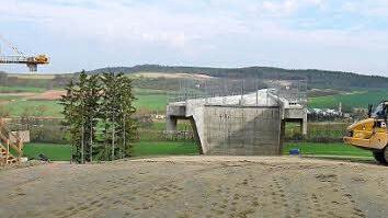 Die Brücke Füllbachtal ist schon länger fertig.