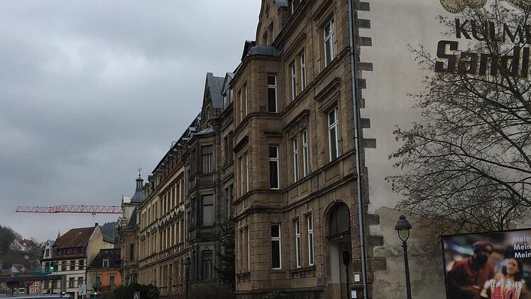 Die Sandlerbräu-Werbung am Gebäude Kronacher Straße 9 ist denkmalgeschützt. Foto: Stephan Tiroch