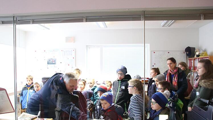 In der Feuerwehrwache in Haßfurt.