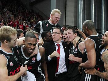 Der Jubel kannte nach der Schlusssirene keine Grenzen. Fotos: sportpress