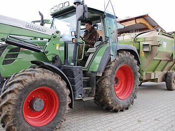 Das Wetter ist und bleibt die ganz große Herausforderung für uns Landwirte, findet Christian Werner aus Poxdorf. Foto: Josef Hofbauer