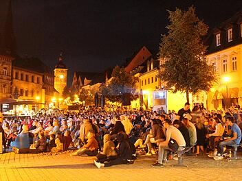 Eine typische Kino-Sommer-Impression auf dem Marktplatz. Fotos: Markus Häggberg