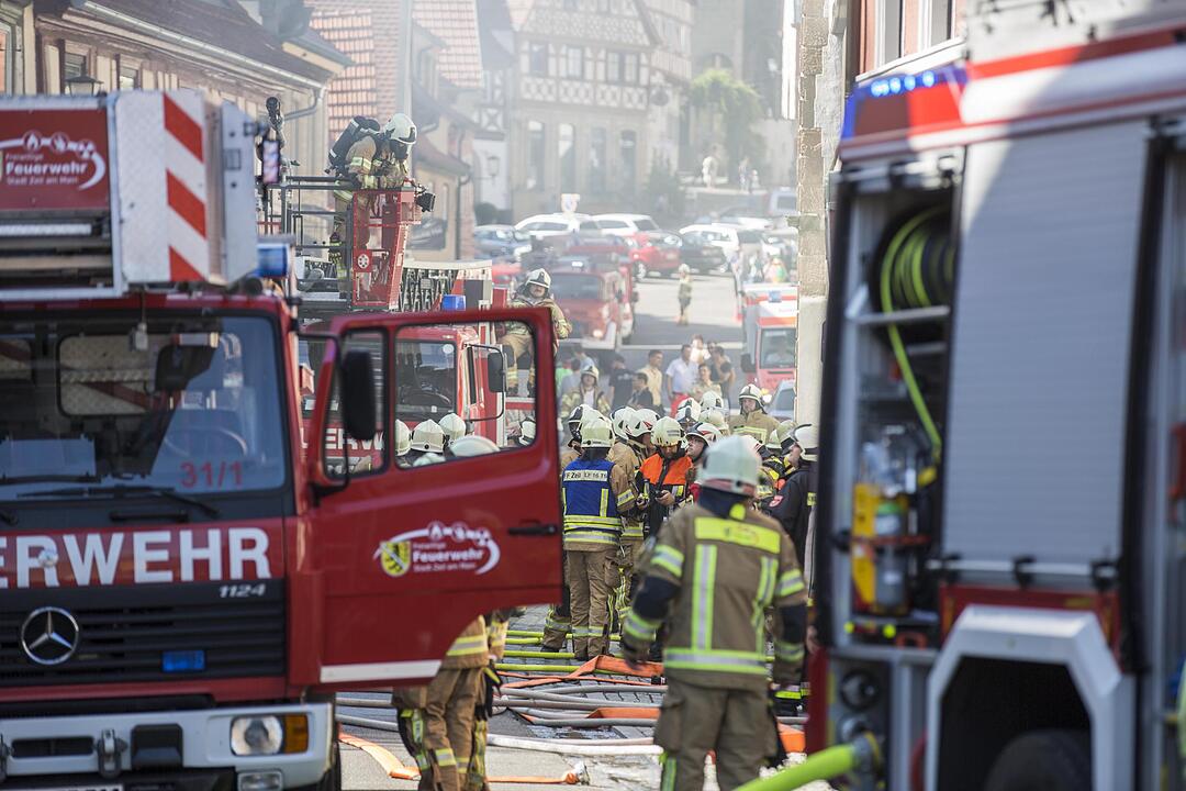 Zeil: Dachstuhlbrand in Altstadt